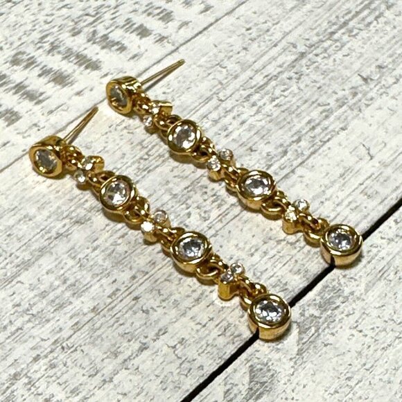 Gold & Crystal Drop Earrings With Chain-Link Design - Picture 4 of 4